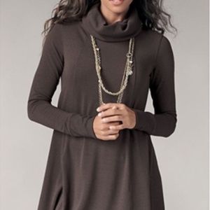Cabi brown cowl long sleeve dress